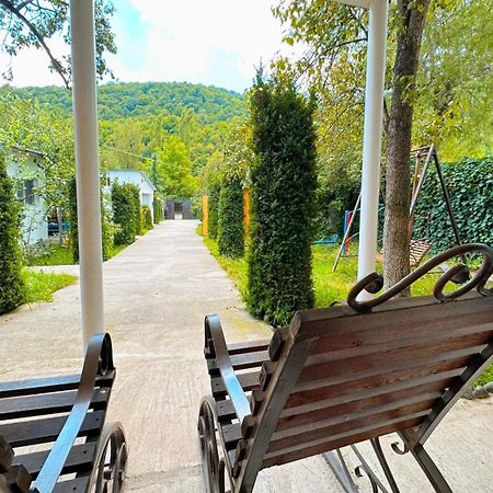 Green Garden B&B Dilijan Eksteriør bilde