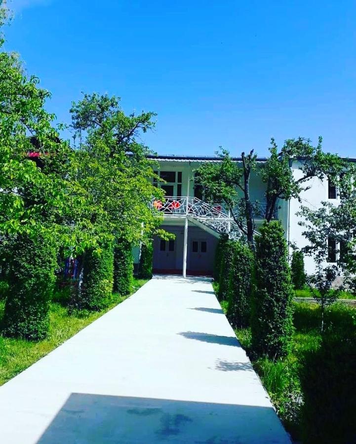 Green Garden B&B Dilijan Eksteriør bilde
